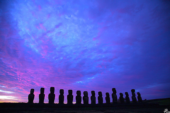 te mana rapa nui (the sky above)
